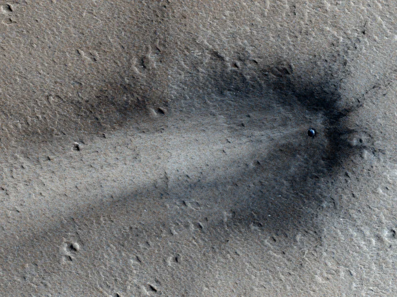 A Recent Impact in Elysium Planitia (Mars)