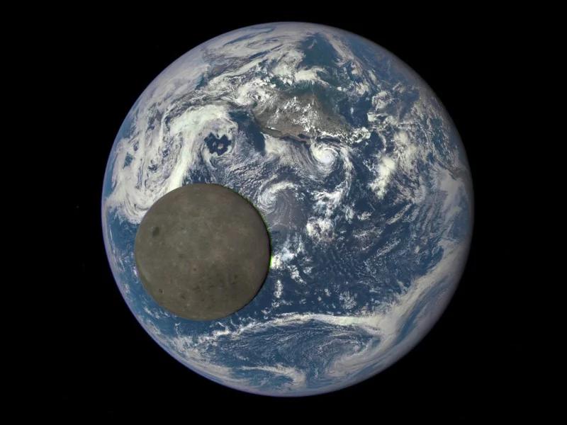 Full Moon in Front of the Earth